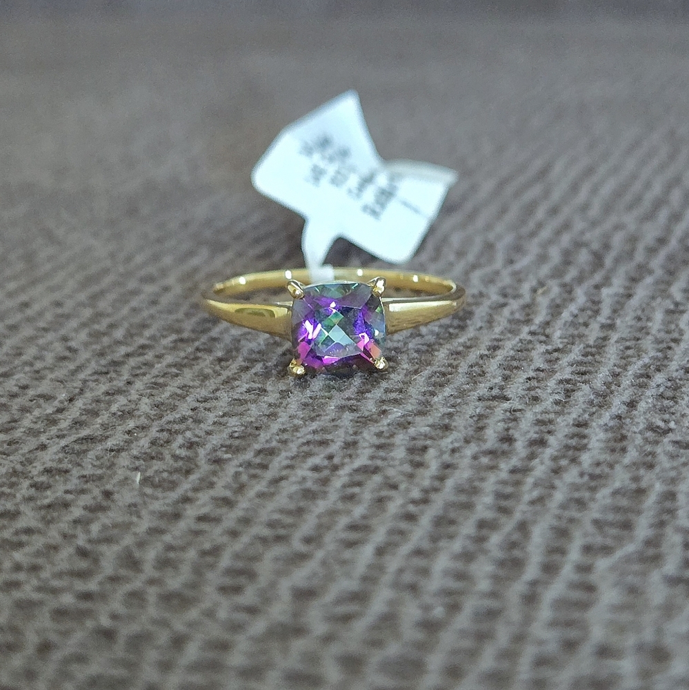 Shivam Cushion Cut Rainbow🌈 Quartz Ring💍 - NWT - Picture 4 of 16